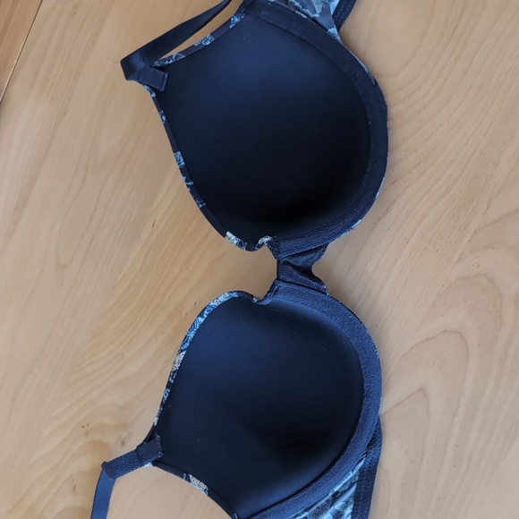 NWT Victoria's Secret Lightly Lined Demi Bra 34B - Picture 4 of 4